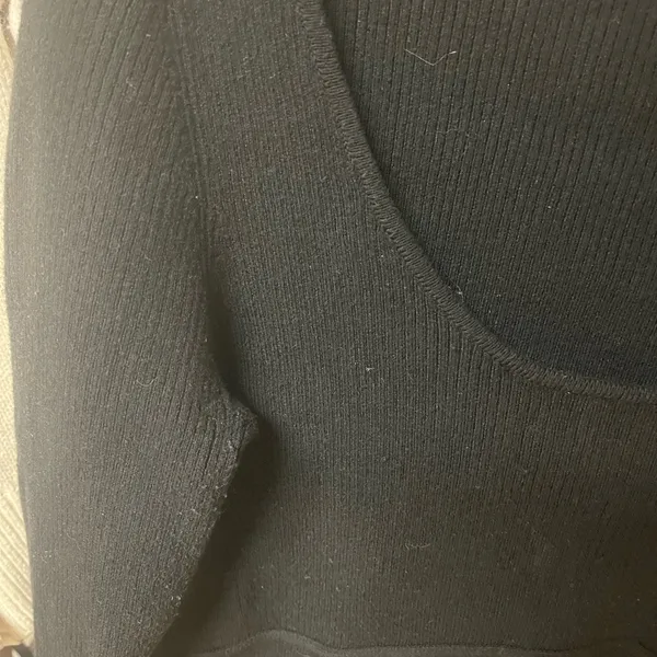 Abercrombie & Fitch Black Long Sleeve Tee - Image 10