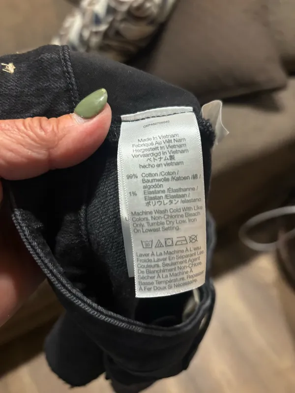 Madewell “The Perfect Jean Short” black denim raw hem woman’s size 27 NWT - Image 4