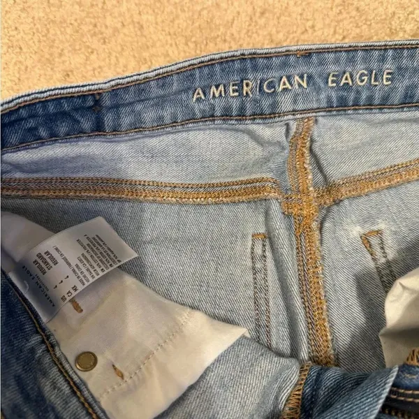 American Eagle Outfitters Mom Jean Ripped Jeans - Image 3