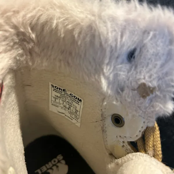 Sorel Cream Fur-Lined Boots - Image 5
