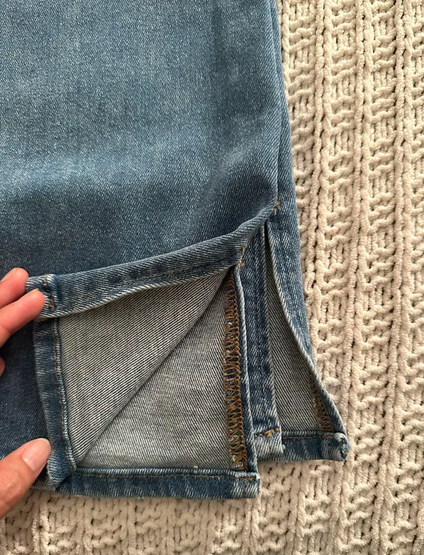 Jeans - Image 2