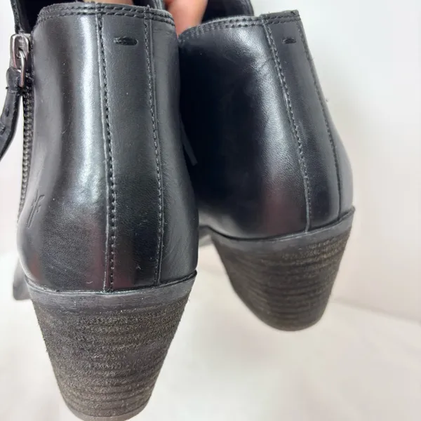 Frye Black Leather Ankle Booties with Zipper‎ Size 7M - Image 6