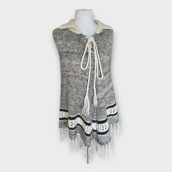 Vintage 70s Knitted Poncho MKM Designs Tie & Collar Medium Retro Boho Hippie - Image 12