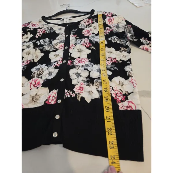 White House Black Market WHBM Floral Button Cardigan Sweater Black Pink Women L - Image 8