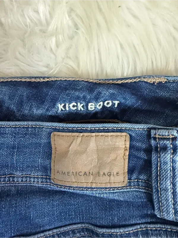 American Eagle Next Level Stretch Kick Boot Jeans Size 2 Regular Dark Wash - Image 3
