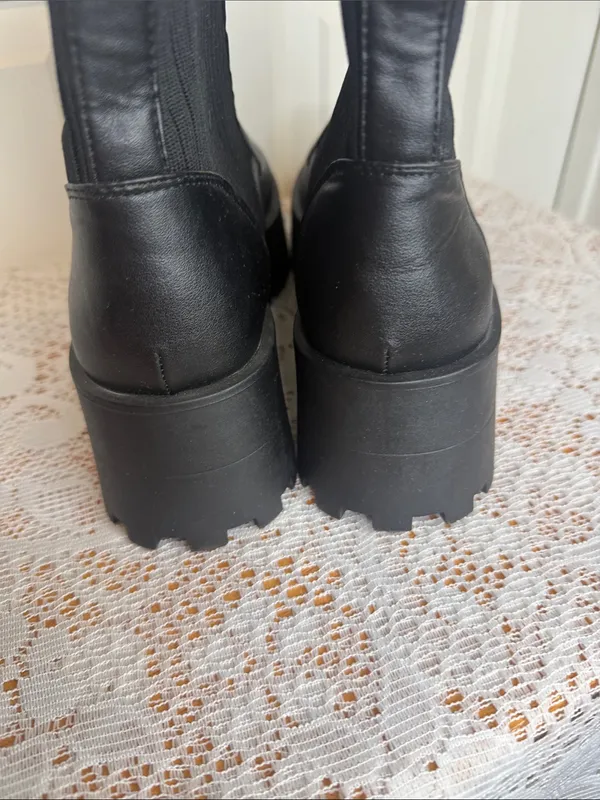 Azalea Wang Kennedy knit top faux leather zip up Platform Boots sz 7.5 - Image 6