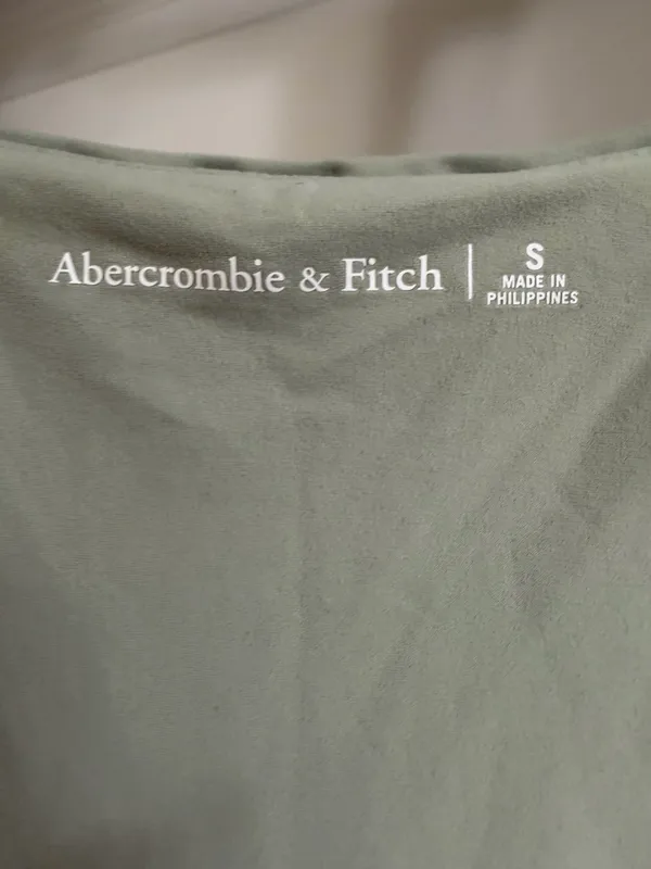 Abercrombie body suit small - Image 7