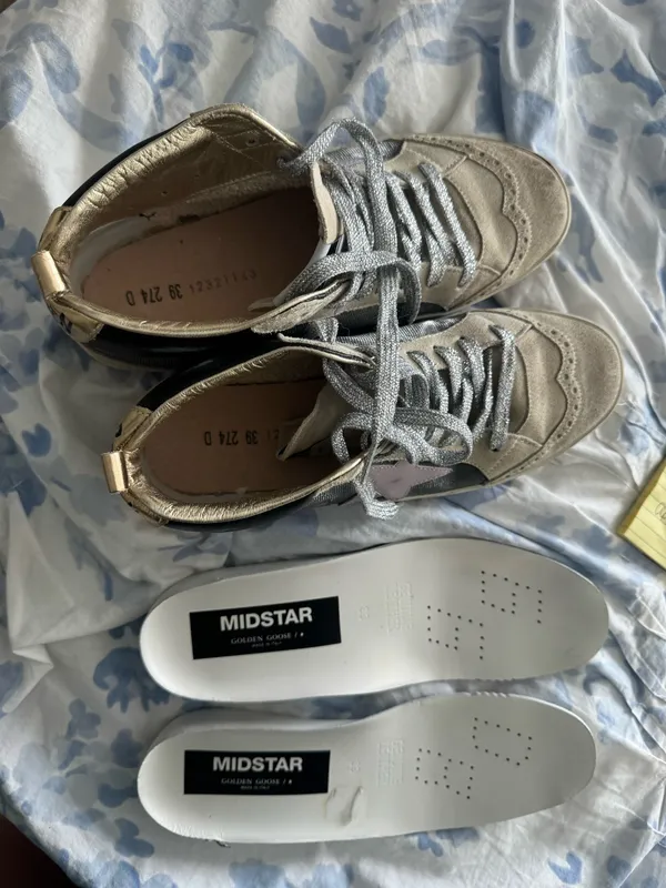 Golden Goose Sneakers - Image 4