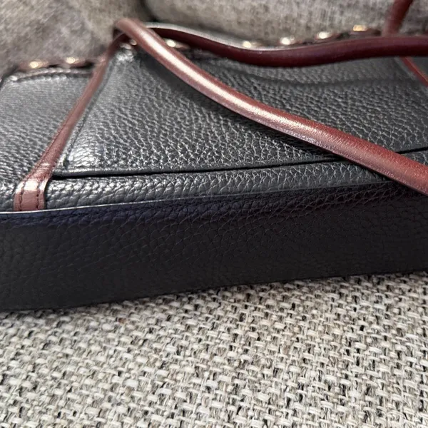 Black Leather Brighton Jagger Purse Silver Heart Details Great Condition Y2K VTG - Image 9