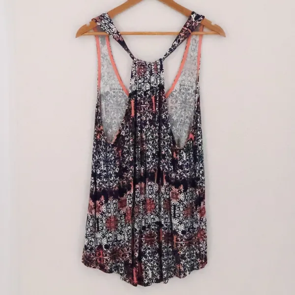 Geometric Medallion Racerback Tank Top Womens Size 1X Blue Coral Beachy Comfort‎ - Image 3