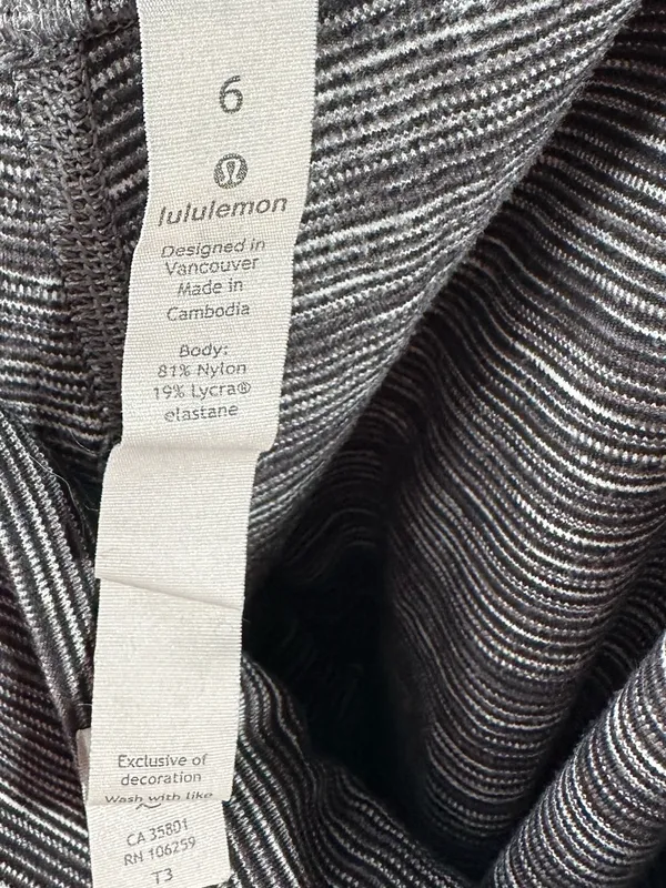 Lululemon Align Pant 25” Wee Are From Space Dark Carbon Ice Grey‎ Size 6 - Image 10