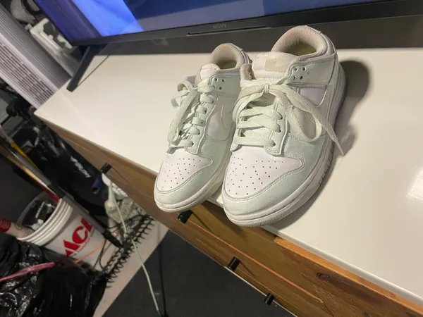Nike Dunks Low - Image 8