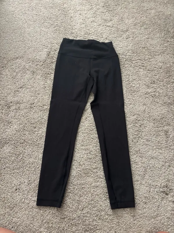 Lululemon Wunder Under HR 25” in Black - Image 3
