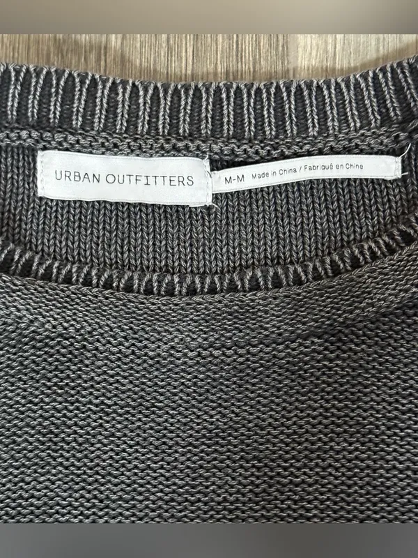 Urban Outfitters Dark Grey Cropped Sweater Size Medium Indie Lounge Streetwear - Image 7
