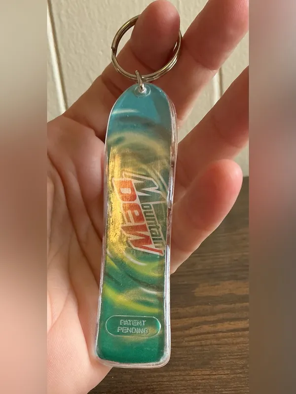 A Vintage Mountain Dew Acrylic Snowboard Keyring Keychain Key Fob - Image 4