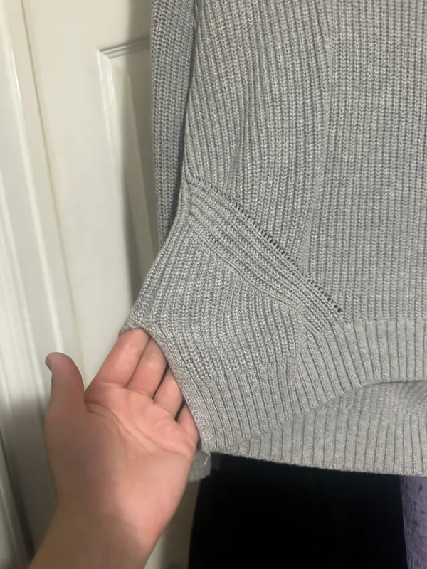 Hollister Sweater - Image 2
