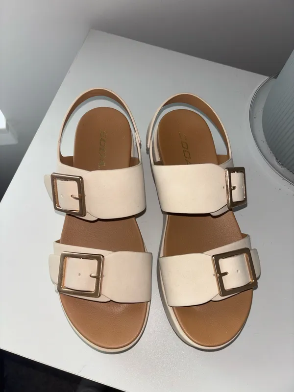 Soda Platform Sandals - Image 2