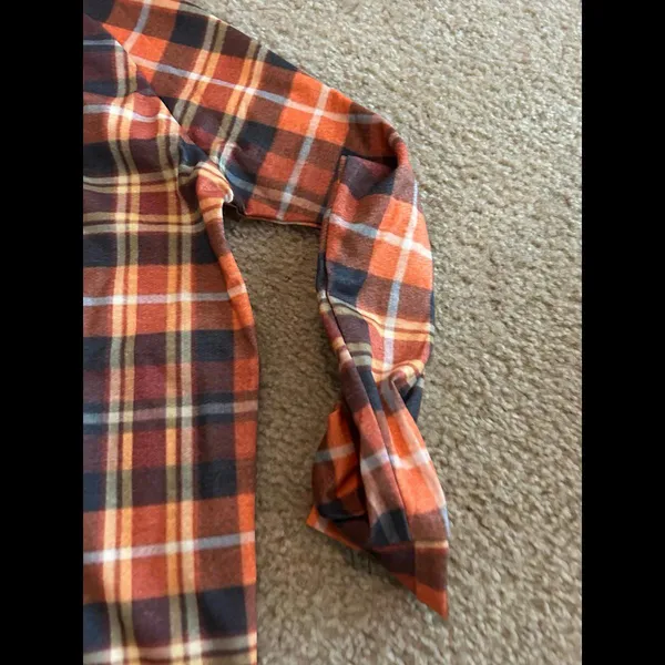 Woman top shirt sweater blouse size 2xl fall colors - Image 2
