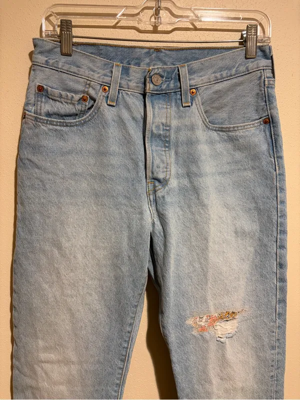 Levi’s 501 Anniversary Straight Leg Light Wash Floral Patchwork Denim Jeans 27 - Image 7