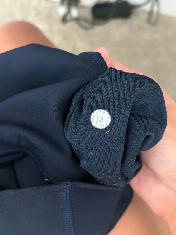 Lululemon Wunder Under High-Rise Leggings 28" - Image 3