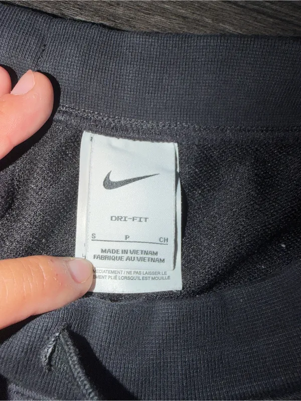 Women’s Nike Black & Gray Leopard Print Drawstring Sweatpants - Image 5