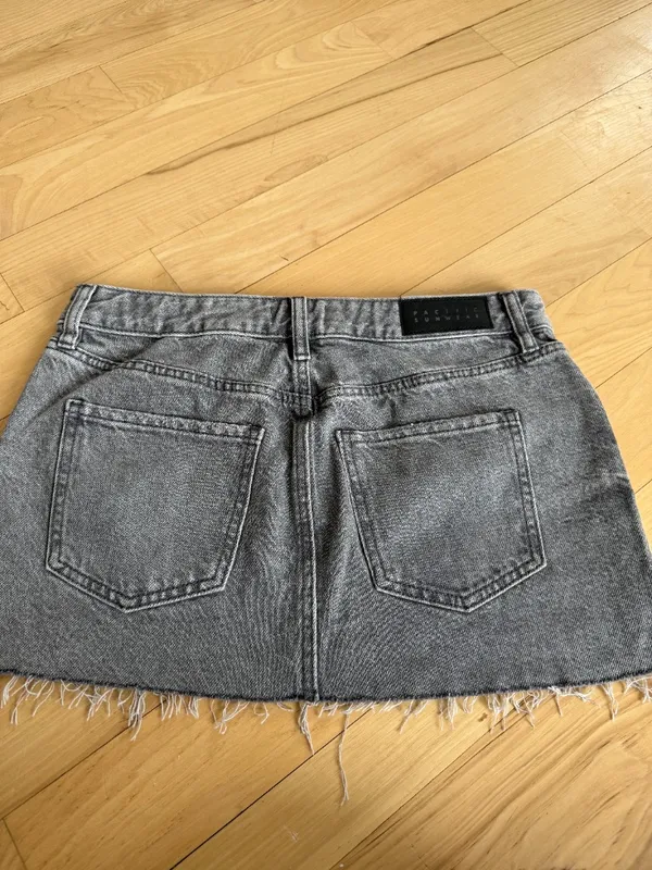 Pacsun Gray Washed Denim Skirt  - Image 4