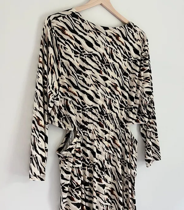 Torrid NWT Maxi Studio Knit Midi Dress Watercolor Zebra Tan Brown Orange Size 2X - Image 8