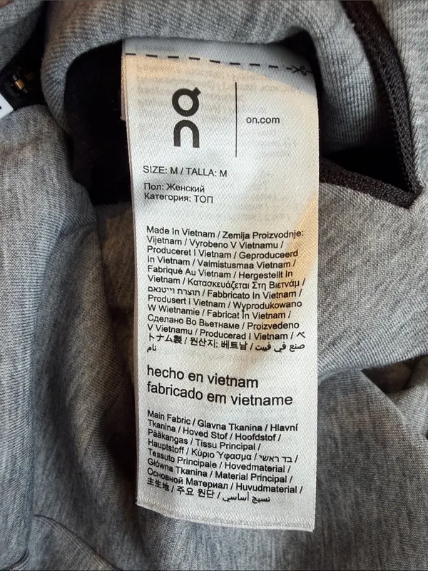 On Cloud Focus Tech Zipped Hoodie - Image 6
