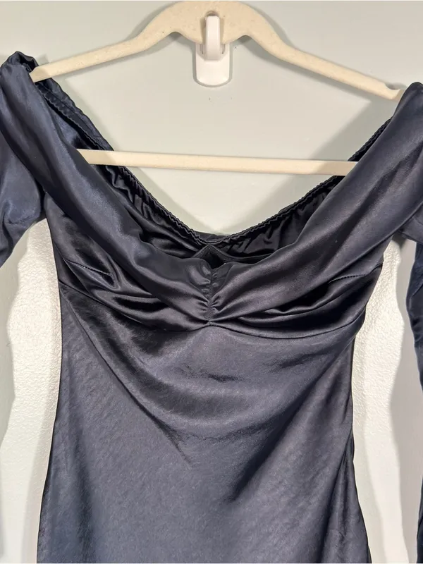 Princess Polly Sadee Off-Shoulder Navy Satin Mini Dress 4 Party Formal HOCO - Image 4