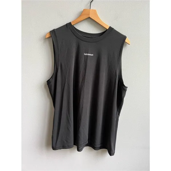 Lululemon Jersey Training Muscle Tank Top Wordmark Size 14 Black Sleeveless - Image 4