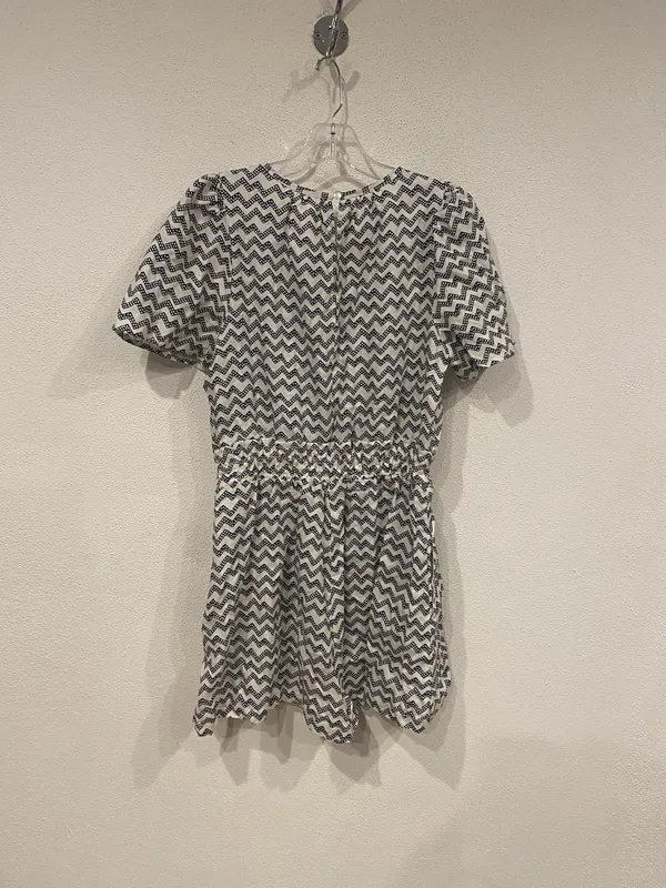 Anthropologie Somerset Romper Womens Small Chevron Short Sleeve Elastic Waist - Image 4