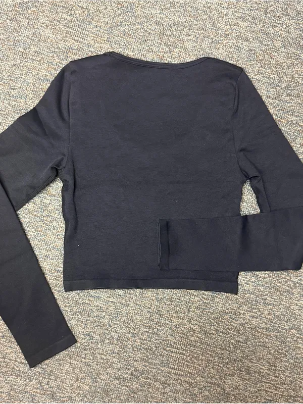 OQQ Black Scoop Neck Long Sleeve Crop Top Stretch Fitted Small NWOT - Image 8