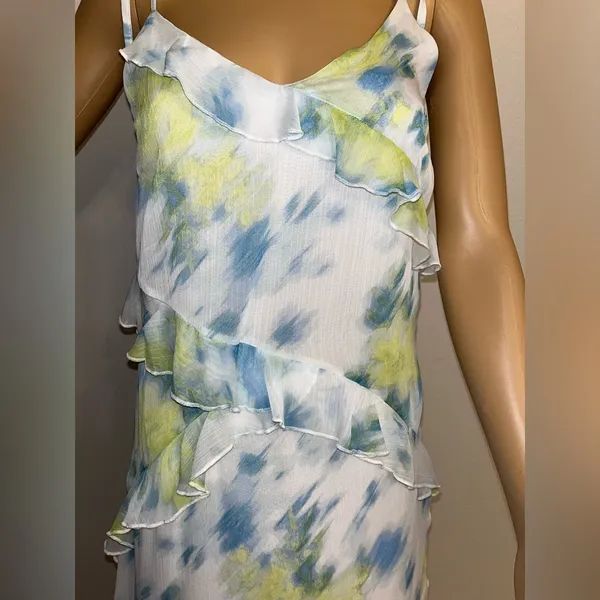 Steve Madden White Floral Ruffle Slip Dress with Blue & Yellow Print - Image 4