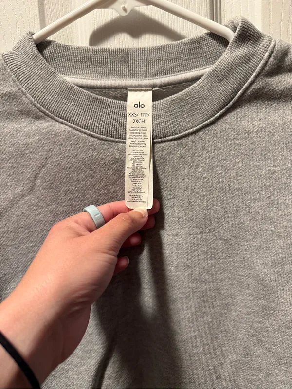 Alo Yoga Accolade Crewneck Sweatshirt Athletic Heather Grey Size XXS - Image 3