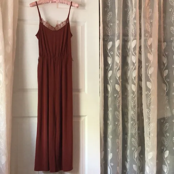 Express jumpsuit, adjustable shoulder straps, missing belt - Image 2