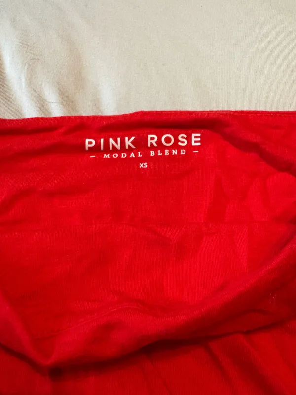 red short sleeve top - Image 3