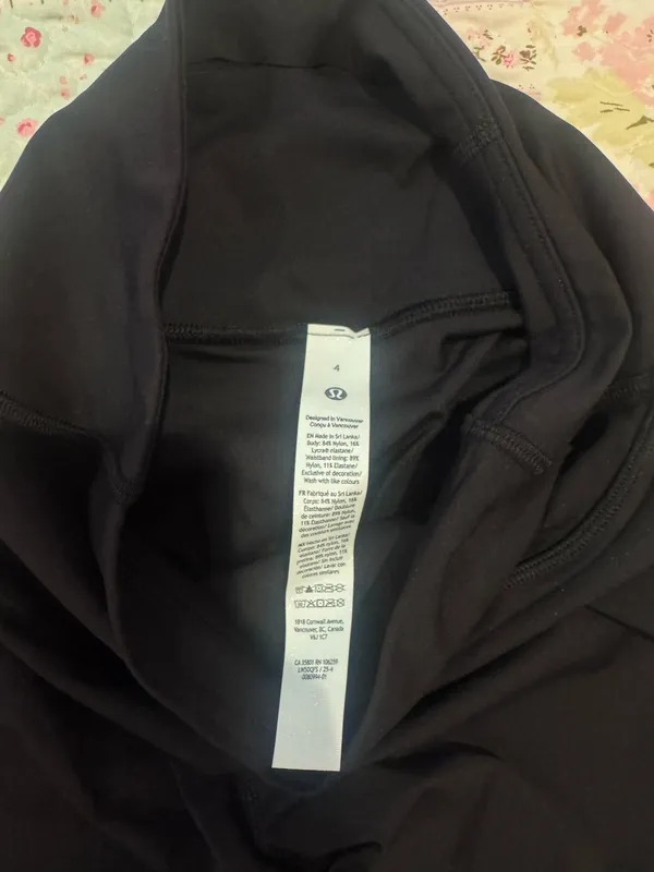 Black Lululemon Leggings 4 - Image 4