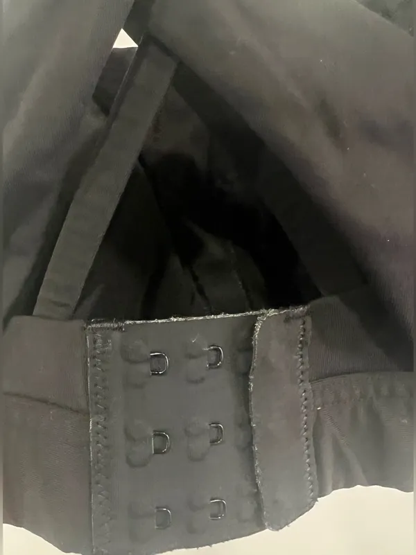 Lululemon Stash It All Bra Size 6​ - Image 10