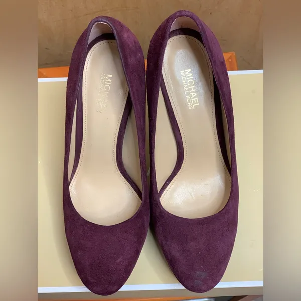 Michael Kors Elegant Plum Suede Platform Heels. Size-6M - Image 7