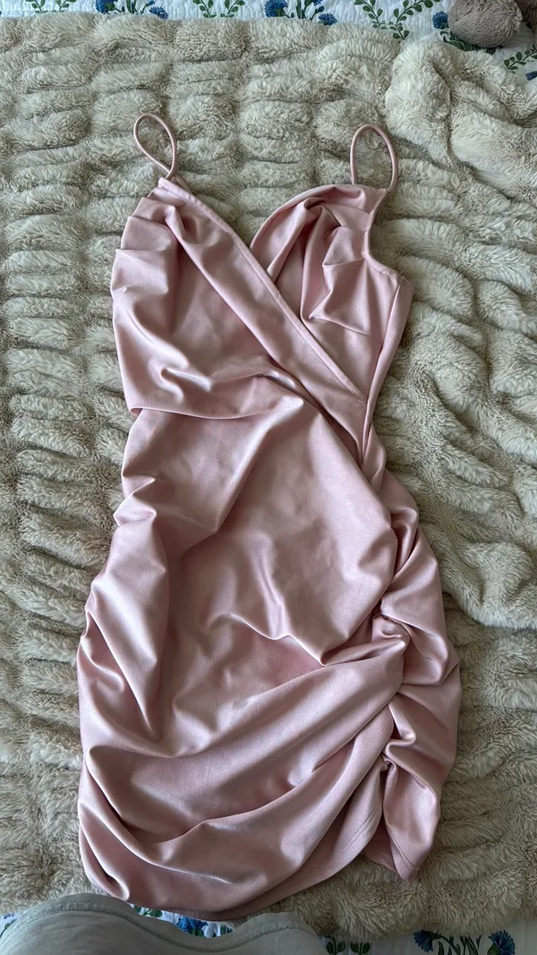 Pink dress - Image 2