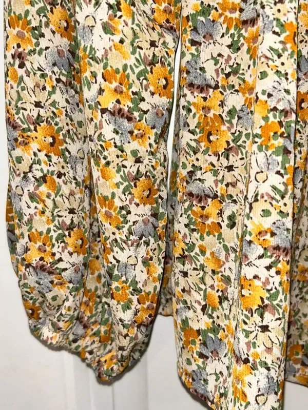 GiGio Floral Blouse Women's Small - Image 3