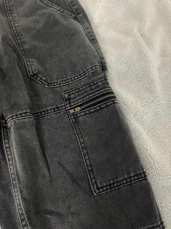 Black cargo pants Size 10 - Image 3