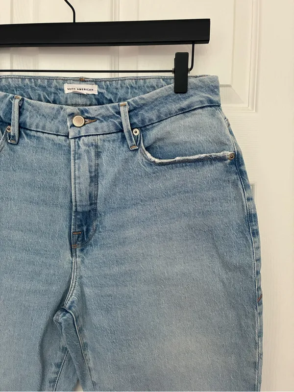 Good American Boyfriend Straight Jeans, Size 28 - Image 5