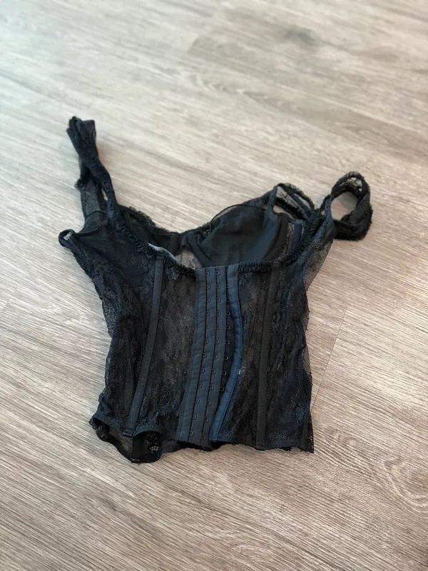 Lioness Corset Size M - Image 2