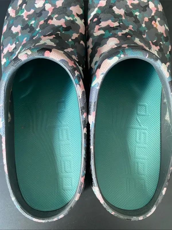 Dansko Molded Kane Camo Camouflage Clog Mule Green Pink (40) 9 - Image 5