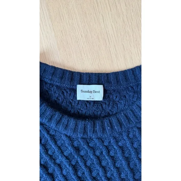 Aritzia Oversize Wool Blend Crewneck Sweater Size Medium - Image 8