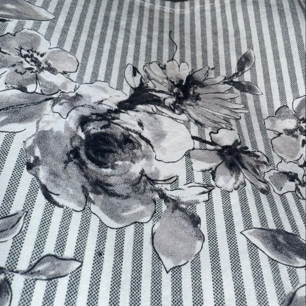 Alfred Dunner Gray Striped w/Floral Design Button Down Shirt XL - Image 3