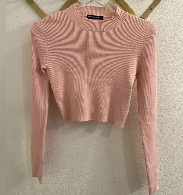 Brandy Melville Brett Top Ribbed Cropped Long Sleeve One Size Small Pink - Image 5