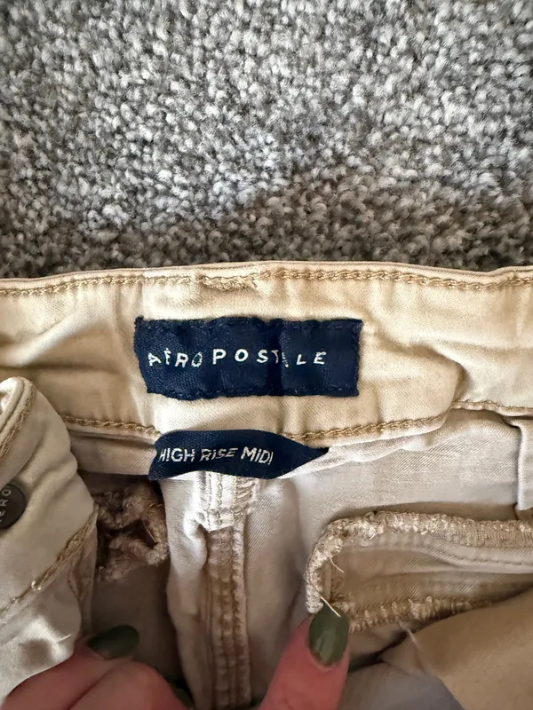 American Eagle Khaki Shorts - Image 2