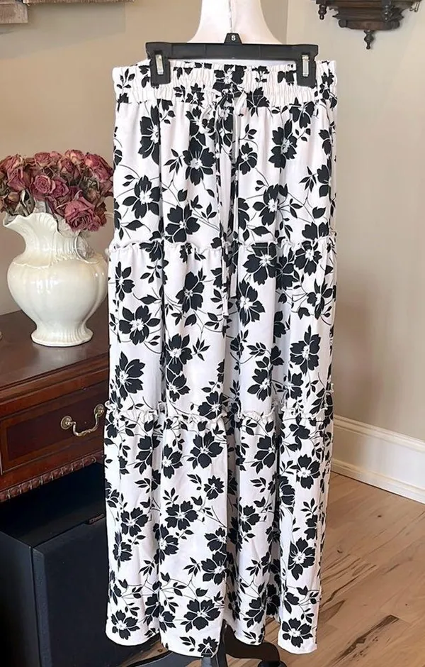 Maxi Skirt Cream Black Floral High Waist Flowy - Image 3